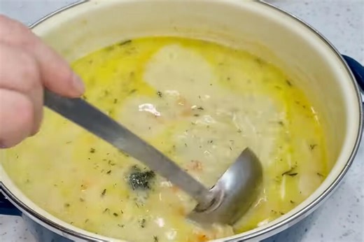 PIKANTNA BELA ČORBA PUNA POVRĆA: Norvežani imaju NAJBOLJI RECEPT za ovo jelo (VIDEO)