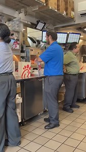 743K views · 12 reactions | When it’s the busy lunch hours, you find ways to speed up the bagging process!  #cfatheloop | Chick-fil-A The Loop | Facebook