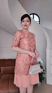 220 reactions · 18 comments | ผ้าสวยทรงสวย曆 สาวอวบใส่สวยเหมือนนางแบบนะคะ น้องนางแบบใส่ไซส์ XL สวยมาก ✨ ราคาดี 850 บาทเท่านั้น | ALL LADIES | Facebook