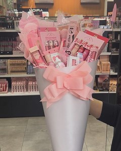 Ennovi Cosmetics on Reels | Facebook