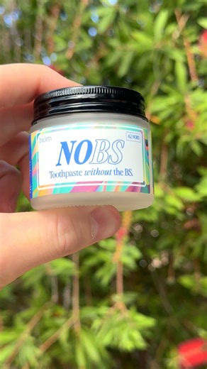 Treat your teeth and trust your toothpaste with clean ingredient tablets! 🦷✨ https://bit.ly/3XUkLS8 | Blossom