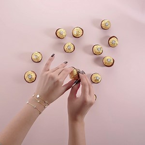 18 reactions | Happy Sweetest Day! Take today to share romantic deeds & express your love to the one who has your heart! #PearlsThatGoWith #FallingForYou #Sweethearts #SweetestDay #Chocolates #HonoraPearls | Honora Pearls | Facebook