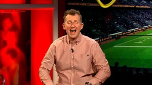 1.2K views · 36 reactions | Dim gêm wythnos ma, ond peidiwch â phoeni, ma Jonathan nôl!  Ein gwesteion arbennig wythnos 'ma yw'r aml dalentog Miriam Isaac ac arwr y cae rygbi, Brynmor Williams! 朗  Nos Iau  9pm  S4C | Jonathan | Facebook