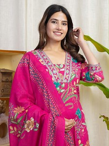 Buy SKYLEE Women Floral Printed Sequinned Regular Straight Kurta With Trousers & Dupatta -  - Apparel for Women