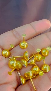 গোল্ড এর এই শাইনি নাকফুল গুলো পাচ্ছেন ২০% ডিসকাউন্ট অফার❤️ প্রতিটা নাকফুল রেগুলার কানেও ইউজ করতে পারবেন। ওর্ডার করতে বিস্তারিত ঠিকানা আর মোবাইল নম্বর দিয়ে ইনবক্স করুন❤️ | Rose Jewellery BD