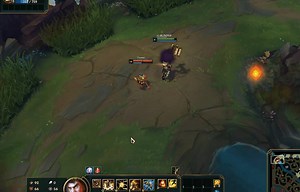 Cambio de habilidades que tendrá Teemo, aún están a prueba en el PBE. Cambio de habilidades: - Tiro Tóxico (E) ahora será la Pasiva, y ahora tiene sinergia con otro veneno. - Tácticas de Guerrilla ahora es un camuflaje en lugar de invisibilidad, y se mueve a la E. - El cegado es mucho más divertido (y claro!) - ¡Más hongos! • Sinergia Venenosa El Tiro Tóxico (E) es ahora la pasiva de Teemo. Escalará con el nivel de Teemo y, además, causará más daño cuando haya otros efectos de Veneno en el objet