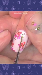 🌸✨🌷 A classic flower design for springtime!! Link to full tutorial in my stories! #easynailart #satisfyingvideo #nailartbrushes #nailvideos #inspiredbyrobinmoses #diynails #springnails | Robin Moses Nail Art