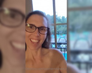 Diane Marie aka Southerndianemarie OnlyFans - Good morning from my hotel room - EroFound