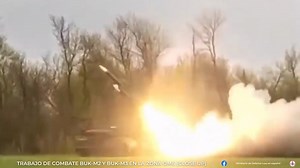 - Trabajo de combate Buk-M2 y Buk-M3 en la zona OME Una batería mixta de sistemas de defensa aérea Buk-M3 y Buk-M2 destruyó unos 40 objetivos en un mes. ¡Seguid así! 🛡 Las tripulaciones de dos generaciones de sistemas de defensa aérea operan en un solo sistema de defensa aérea para distribuir objetivos según el alcance y sus características de rendimiento. Esto permite a los artilleros antiaéreos aumentar la eficiencia del sistema de defensa aérea, ahorrar recursos y extender significativamente