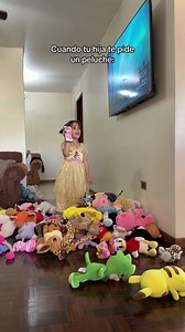 Cuando tu hija te pide un peluche: reacción de papá