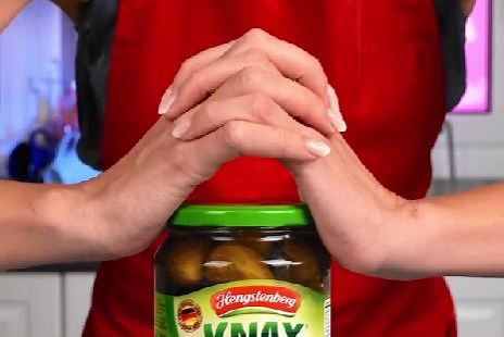 224K views · 1K reactions | Clever hacks to solve common cooking challenges! | 5-Minute Crafts | Facebook