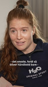 18K views · 137 reactions | For Mathilde Neesgaard har toppræstationerne og det at vinde betydet alt, men hun har forsøgt at ændre sit fokus. For hende er det vigtigt, at det skal være sjovt at spille håndbold 菉‍♀ Det kan du høre mere om i 'Det Brede Punkt' på TV 2 Play onsdag kl. 21.05. | TV 2 Håndbold | Facebook