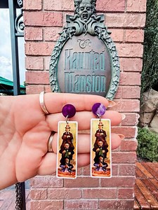 Quicksand Portrait Stud Earrings - Etsy