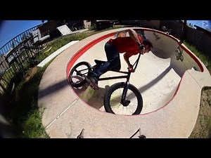 BMX: Off the Deep End - BMX Pool Riding