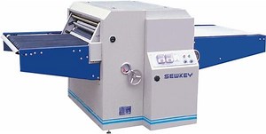 [Hot Item] Sk-Nhg1500 Industrial Fusing Sewing Machine