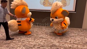 ¡Growlithe ha sido elegido como el Pokémon oficial de la prefectura de Okinawa! 🎉 Ahora, este adorable Pokémon estará promoviendo las maravillas de Okinawa como parte de las actividades locales de Pokémon 💪. ¡Si vas a Japón no pierdas la oportunidad de conocer a Growlithe en persona! #Growlithe #Pokémon #Okinawa | Hit By Hit