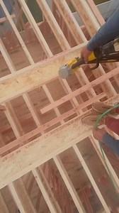 11K views · 519 reactions | Setting up a 42 feet lvl ridge #quality #construction #design #skills #work #teamwork #strong | Stalin lopez construcción | Facebook