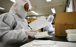 Coronavirus Is 'Accelerating' and Carriers Can Spread it Before They Have Symptoms