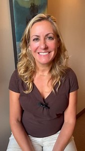 Dr. Amy Stein, founder of Beyond Basics PT, is back from the International Pelvic Pain Society meeting and shares some exciting insights into the latest pelvic pain research! 🧠✨ Over the past 25 years, our understanding of pain science and treatment options has come a long way. No longer is it just ‘pain goes to the brain’—the pathways are more complex, and so is the healing process. Research now shows that for many, a holistic approach involving physical therapy, mental health support, and nut