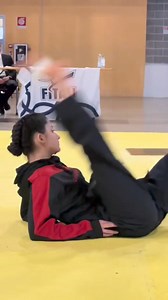 1.1M views · 51K reactions | Beautiful朗朗 | Martial Arts & Pen | Facebook