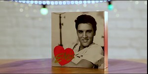 Spoontiques Wonder Woman Box Sign