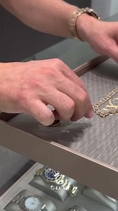 997K views · 2K reactions | Client came in to sell his jewelry ,We Buy Sell Trade if you’re interested to sell your item or appraise it please DM  Come see us today❗️ • • #gluxejewelers #miami #diamondjewelry #baguette #diamonds #diamondring #diamondchain #explorepage #negotiation #livenegotiation #trade #dealmakers #buyselltrade #appraisal | G Luxe Jewelers | Facebook