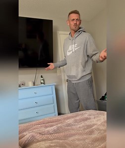 1M views · 40K reactions | When you wake up an don’t know what’s going on #AndrewConn #fyp #funny #funnyreels | Andrew Conn | Facebook