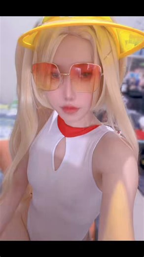 (試穿)​聖亞度假解放模🏎️​「呵呵，要盡情享受夏天ㄌ」☀️── ✦── ✦ ── ✦ ── ✦ ──​《蔚藍檔案》百合園聖亞｜ Kids媚 @tianyami #蔚藍檔案 #百合園聖亞 #BlueArchive #ブルアカ #cosplay #百合園セイア