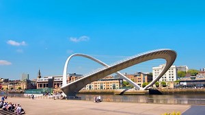 Newcastle Upon Tyne Uk Opening Millennium: vídeo stock (100% livre de direitos) 1010048138 | Shutterstock