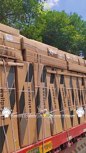 15 reactions | Loading truck wallpapers on Summer Day;      ...