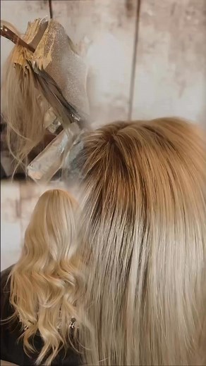#veganhaircolour #veganhairproducts would you believe me if I told you my clients root colour is soooo naturally dark !! In love with this beach babe blonde 💓 | Rachel Bury
