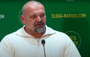Василий Вирастюк рассказал, где находится его семья и какая вредная привычка у него появилась во время войны