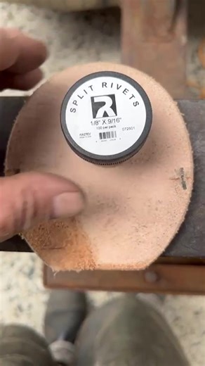 Darren Owen, CF, APF-I, GradDip ELR, of Indian Fields Farrier Services, has updated us on his client's hoof abscess. In this video, Darren discusses how he will shoe the horse so it remains as comfortable as possible while it recovers! #hoof #horseshoeing #farrierwork | Life Data Labs Inc.