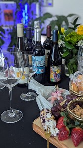 #AD #Nakedwinesambassador @nakedwinesusa created the perfect night for a wine tasting! Now we have some new wine lovers in the house! 🍷🥂 Enjoy 6 bottles for $39.99 using my code: THEBUTTABABE Drink responsibly! You must be 21 years or older to enjoy this offer! #winetasting #winelover #winecountry #nakedwinescomNapaCA | The Butta Babe