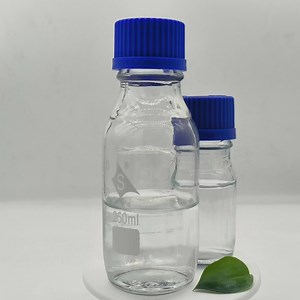 [Hot Item] Liquid Paraffin 100% Pure White Industry Grade Mineral Oil White Oil