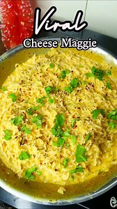 Viral Cheese Maggie Recipe: Maggie- 3 cubes ( boil about 75% and keep a side) Cheese-4-5 slices Tomato sauce - 1 tbsp Mayonise - 1 tbsp Maggie masala - 3 packs Garam masala -½ tsp ( if needed) Fresh cream -2 tbsp Milk-1 cup Mix everything without lumps Mixed herbs - 1 tsp Chilli flakes -1 tsp Butter -1 tbsp Pinch of salt Cooked Maggie Mix everything Garnish with mixed herbs, chilli flakes, white sesame seeds and coriander leaves Serve hot #maggie #trendingfood #viralcheesemaggie #viralfoods #vir