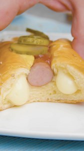 519K views · 1K reactions | Stuffed crust hot dogs are finally here! 燎勞  RECIPE: www.scrumdiddlyumptious.com/3-hot-dog-recipes #scrumdiddlyumptious #recipe #hotdog #stuffedcrust #foodporn | Scrumdiddlyumptious | Facebook