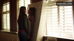 Emmanuelle Chriqui, KaDee Strickland Lesbian Scene in Shut Eye