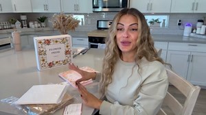 Flower Press Kit – 11"x11" Large Wooden Plant Press for DIY Pressed Flowers & Bouquet Preservation | Scrapbooking & DIY Crafts | Craft Kit for Adults & Teens | Ideal Gift for Nature & Art Lovers