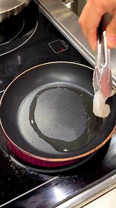 834K views · 15K reactions | What do Thai people have for breakfast? Kao Tom is one of them, not to be confused with congee (jok)! If you’ve been to a Thai hotel breakfast buffet, you’ve probably seen this on offer. It is a classic. If you make all the components ahead of time - the rice, the broth and the protein - it can come together in just a few minutes in the morning. Get the recipe here: https://hot-thai-kitchen.com/kao-tom-goong/ | Hot Thai Kitchen | Facebook