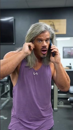 Creepy guys in the gym be like 😂 #shorts