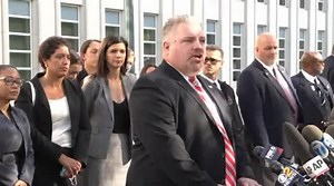 File:Robert Sylvester Kelly convicted, September 27, 2021.webm - Wikimedia Commons