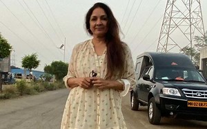 Neena Gupta Gives Us ‘Frock Ka Shock’ In The Tiniest Mini Dress Ever; Netizens Say Actress Defies Age | SpotboyE