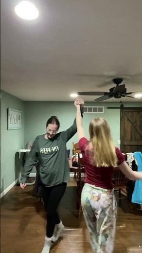 Forced mom to do this😘