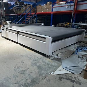 [Hot Item] Multifunctional Fast Response Automatic Carpet Cutting Machine for Furniture Industry