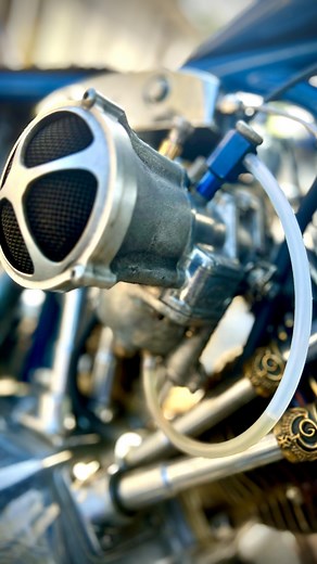 I should go. Blue is gassed up with the @flofastbypdg , tire pressure is up, gear & engine oil topped off, and ready for the trip to Milwaukee, Wisconsin for the 120th anniversary celebration of @harleydavidson . The 1972 Shovelhead oil sumped a little while Blue sat during my trips to Minneapolis & Austin the past two weeks, requiring a couple of extra kicks to the flywheels & puking out a few tablespoons of sacred @zmaxraceproducts 20W50. Check out the fuel draw to the Thunder Jet on the @sscy