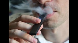 Vaping lung injury cases now top 2,000, CDC says