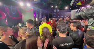 RBD causes a FUROR at the TIK TOK AWARDS and TREMENDOUS ZAFARRANCHO ensues