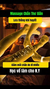 2.5M views · 12K reactions | Massage Chân Cùng Cô Vuy ❤️ Khoá khai giảng tiếp theo 4/8 ib ngay cho Vuy để nhận ngay ưu đãi, Khoá online 11/8 ❤️ nhận setup background quay clip truyền thông thương hiệu spa #navybeautyspa #dohoangthuyvuy #goidauduongsinh #massagetrunghoa #massagefacial #massage #massa #luyentay #reels | Dưỡng Sinh Head Spa Cô Vuy | Facebook
