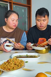 41K views · 919 reactions | He swapped plates confidently so I swapped his future meals  #MindGames #FoodQueen #Boomnow #Toptrending #吃货 | HuiJing Eating | Facebook